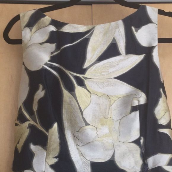 New Lafayette 148 New York Floral High-Low… - Picture 3 of 12